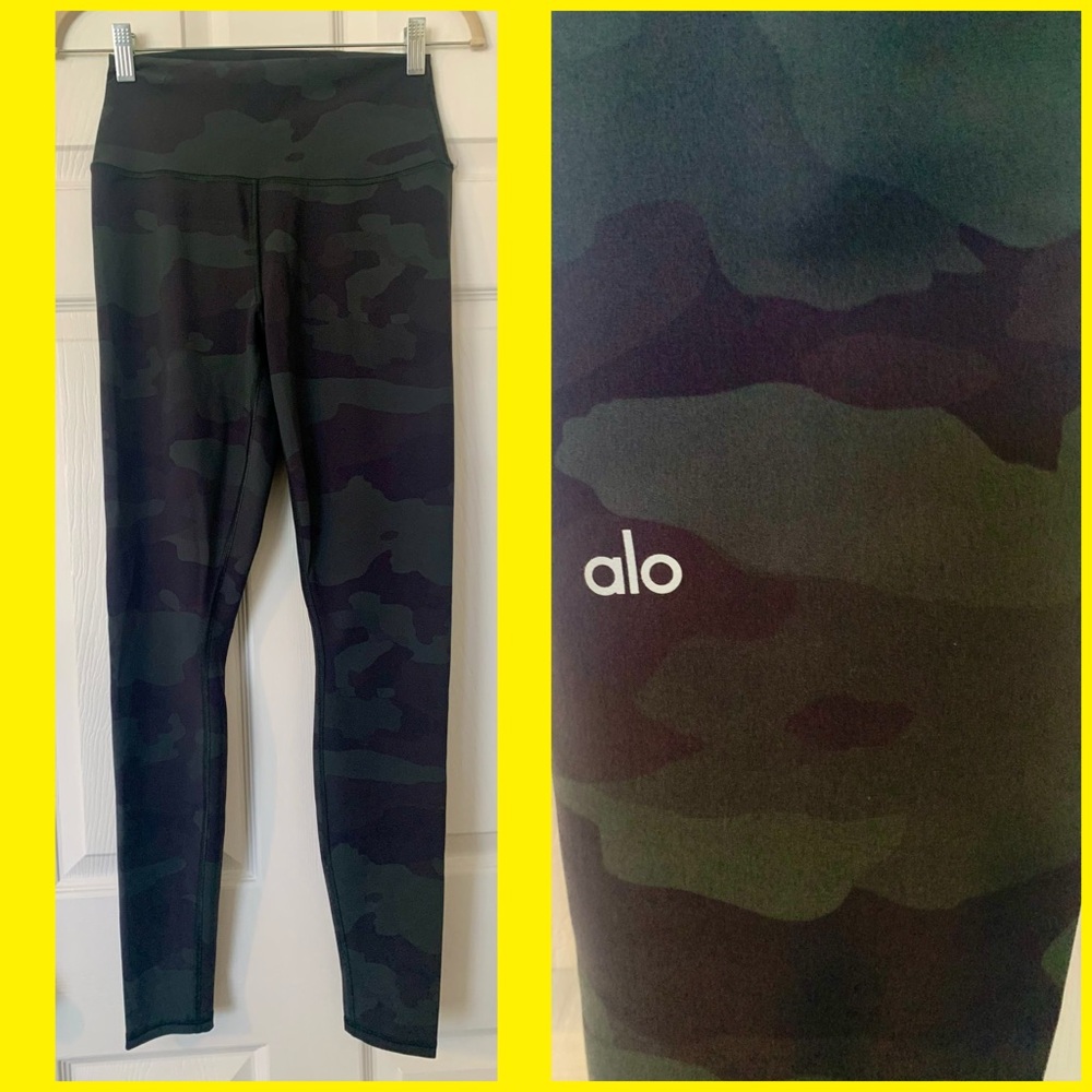 ALO Yoga Camo Leggings - Green